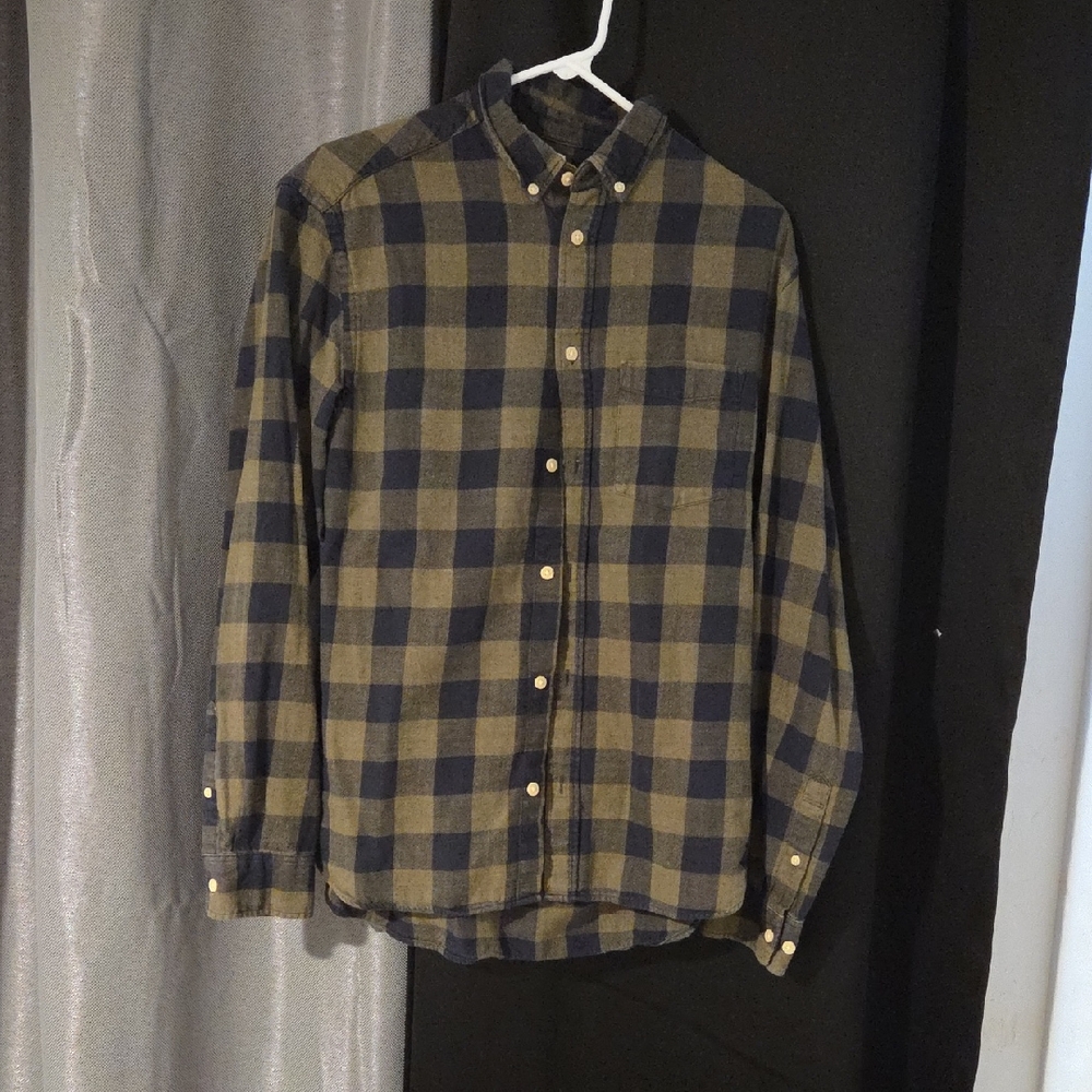 H&M Blue and Tan Plaid Button-Down Shirt